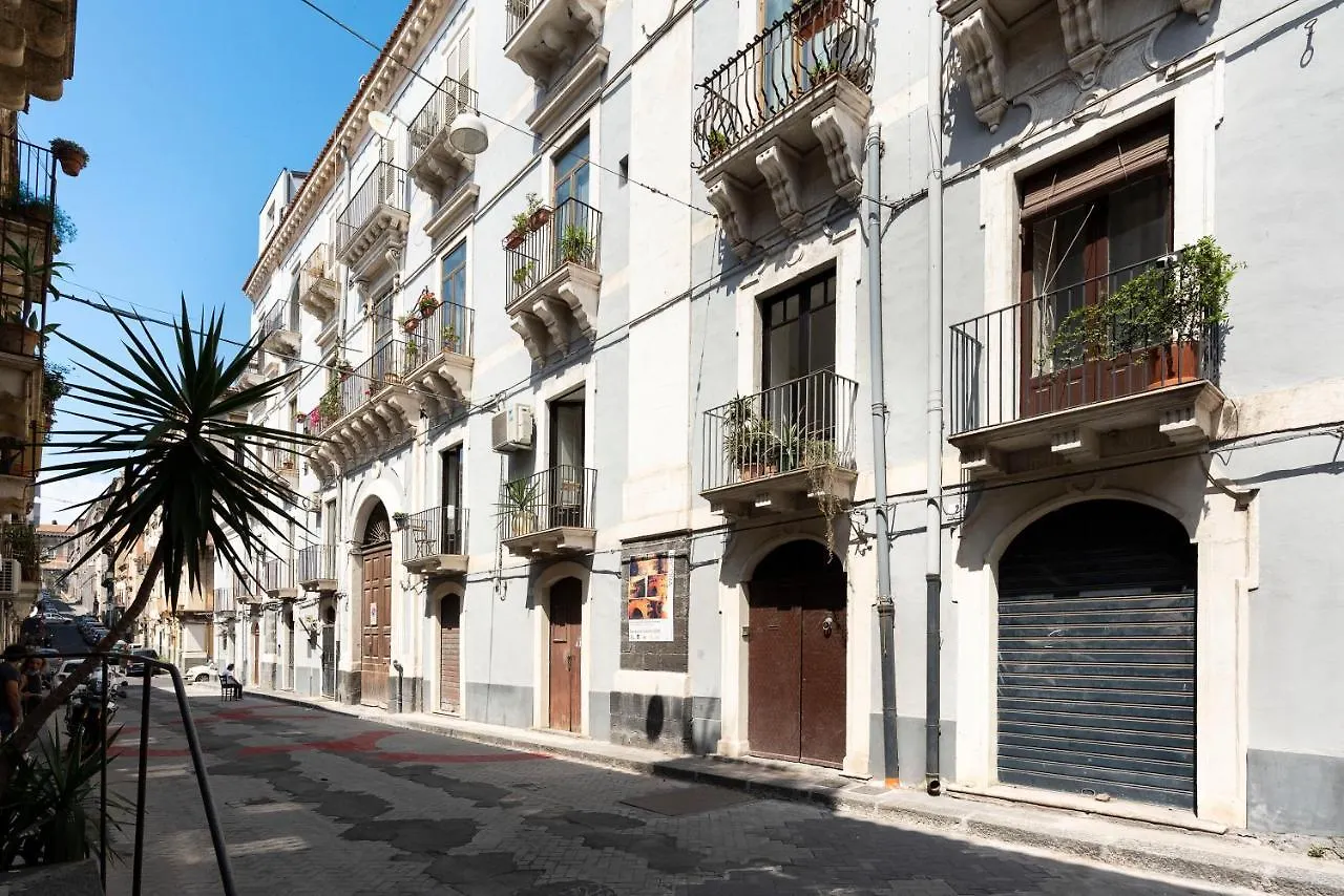 Forte Santa Barbara Apartment Catania